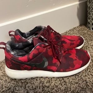 Womens Size 9 Red Camo Nikes